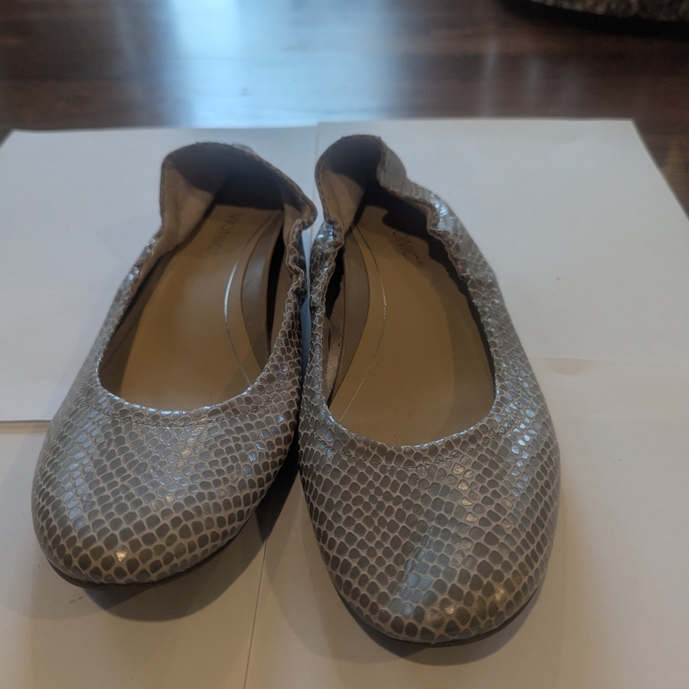 Vionic Silver Snake Print Women's Slippers